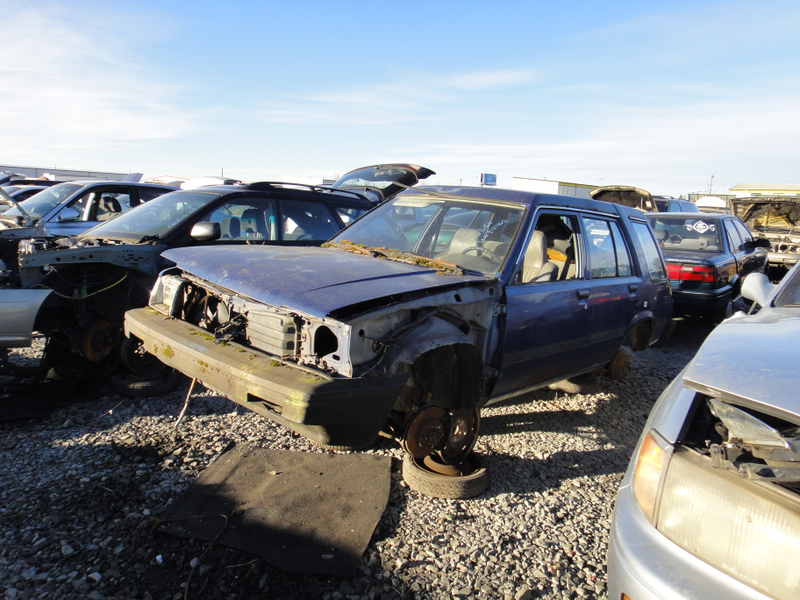 Illustration for article titled PNW Junkyard Visit